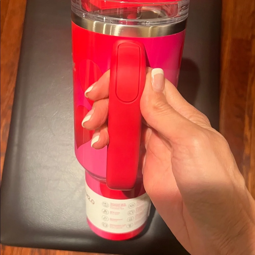 Valentine’s Day Stanley 40oz Tumbler The Flowstate Quencher H2.0 - Picture 4 of 10